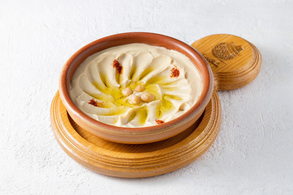 حمص مع الفول Hummus with Beans